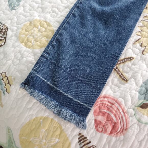 Abercrombie & Fitch Curve Love The Skinny High Rise Jeans Raw Hem Size 24S Dark - Picture 6 of 16